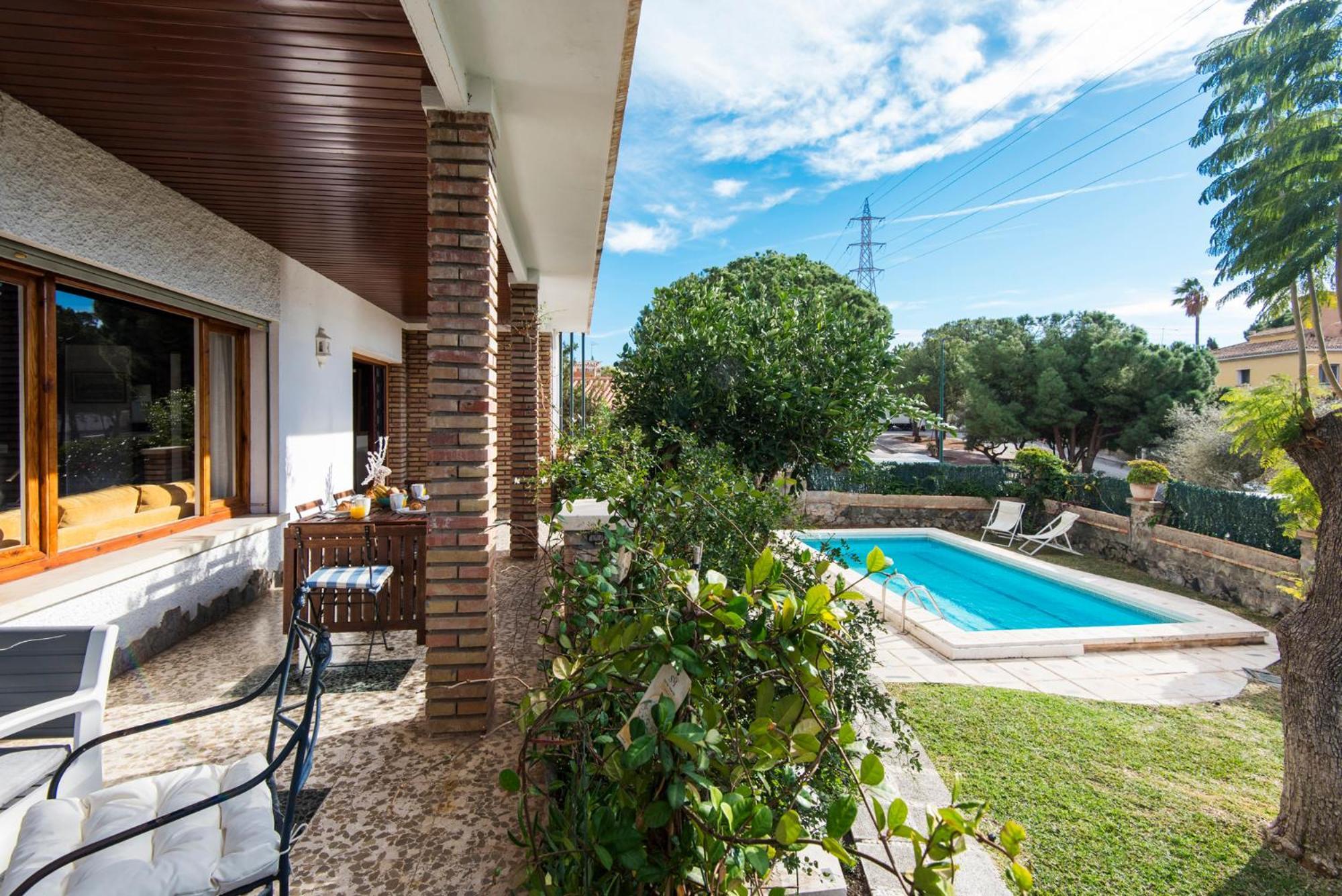 Queen Of The Ocean Villa: Stately Style House With Pool Malaga Exterior photo